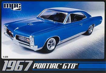 Round 2 MPC 1/24 '67 PONTIAC GTO (MPC) Model Kit