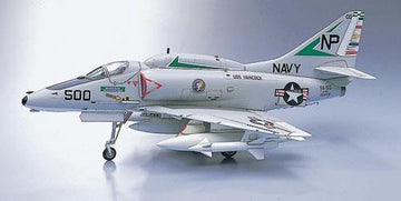 Hasegawa Aircraft 1/72 A4E/F Skyhawk Aircraft Kit