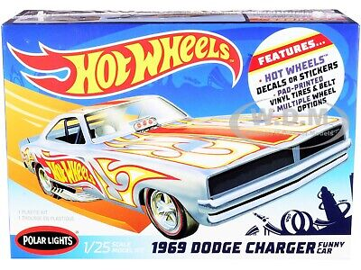 Polar Lights 1969 Dodge Charger Funny Car Hot Wheels 1:25 PLL988