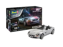 James Bond BMW Z8 Car from The World Is Not Enough Movie w/paint & glue 1/24 Revell Germany