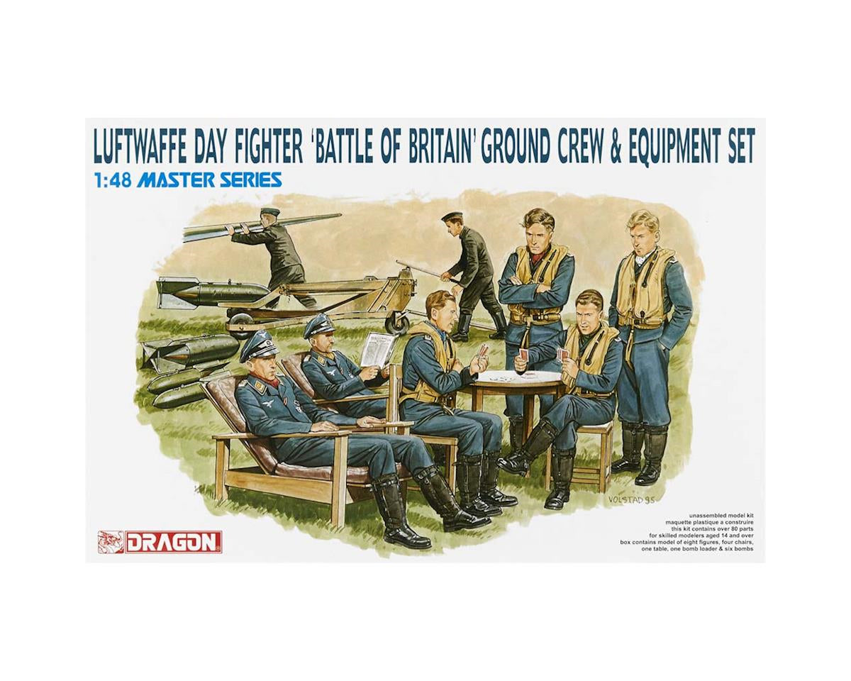 Dragon 1/48 Luftwaffe Day Fighter Ground Crew (8) & Equipment Battle of Britain Kit